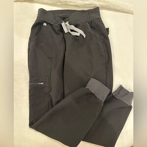 Figs Women's Black Zamora Joggers